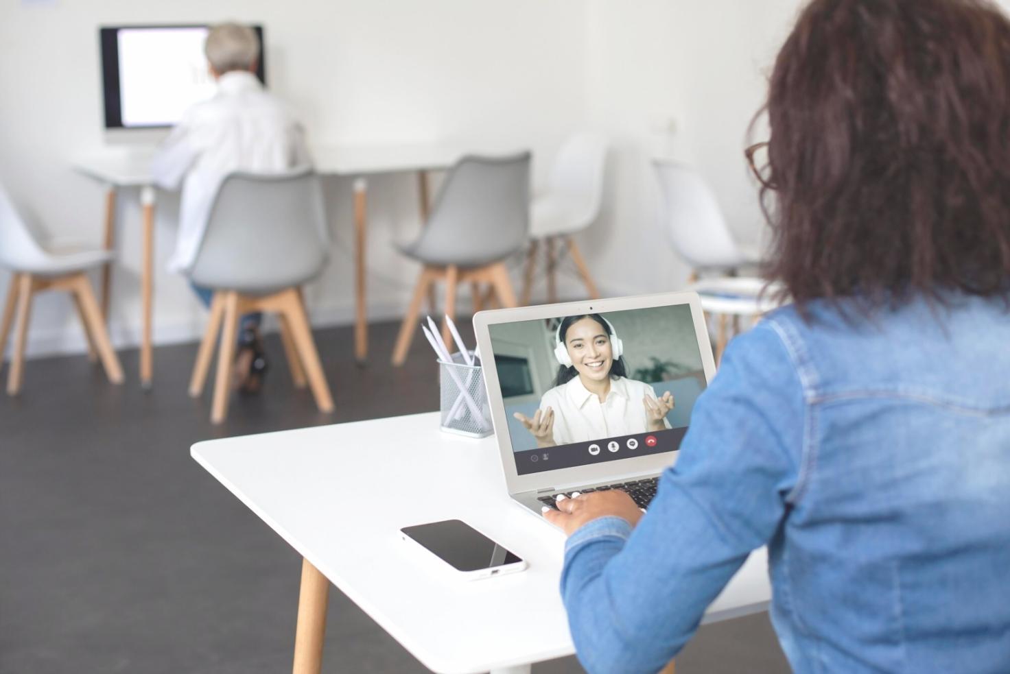 Рабочий процесс команды Qavlusto Birbdine